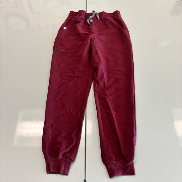 Figs Scrubs. Joggers. Size Small. Burgundy - Picture 2 of 6